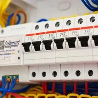 نصب و عیب یابی برق صنعتی و ساختمان و نصب  آیفون