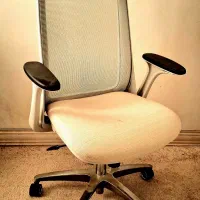 صندلی اداری لیو