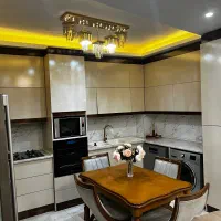 میز نهارخوری چوبی ۴ نفره