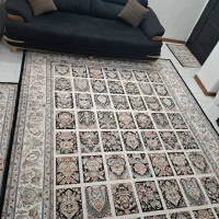 ۲عدد فرش ۹متری ۱عدد فرش ۴متری و ۴عدد پادری