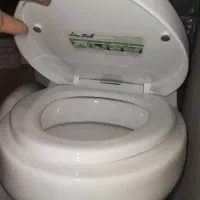 توالت فرنگی نو