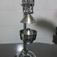 آبمیوه گیر دستی