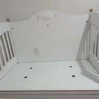 تخت نوزاد و کودک|تخت و صندلی بچه|کرج, شهرک جهان‌نما|دیوار