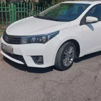 تویوتا کورولا2015