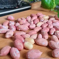 بادام زمینی آستانه اشرفیه تازه