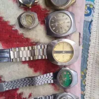 تعدادی ساعت قدیمی