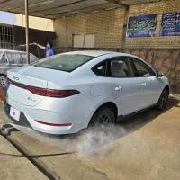 بی وای دی چین پلاس