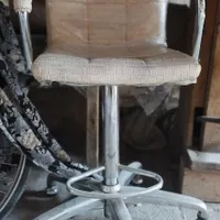 صندلی کمک دار