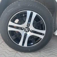 سایز۱۵  قیمت  ۳۰ نقد یا چک ۱ماهه خوب مثلا کارمندی