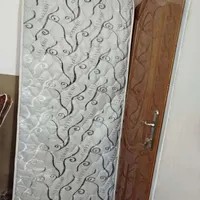 یک عدد تشک خوشخواب جنس عالی در حد نو فروشی
