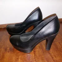 کفش زنانه چرم کاملا نو سایز ۳۷