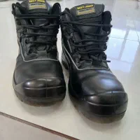 کفش ایمنی نوک آهنی ضد آب و ضدسایش س۴۱و ۴۲قیمت ۱۶۵۰