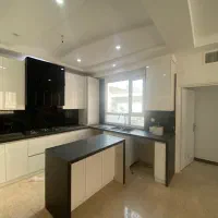 ۹۳ متر دو خواب در حد کلید نخورده