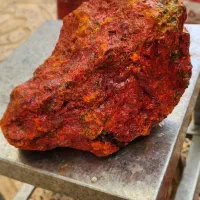 سنگ سینابر دارای جیوه قرمز|آرایشی، بهداشتی، درمانی|تخت سلیمان, |دیوار