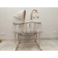 گهواره نوزاد ترک|تخت و صندلی بچه|ورامین, ورامین|دیوار