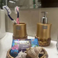 سرویس بهداشتی ۵ تیکه