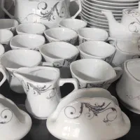 سرویس پذیرایی هجده نفره.چینی پردیس|ظروف سرو و پذیرایی|روانسر, |دیوار