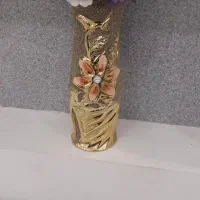 گلدان تزینی طلایی