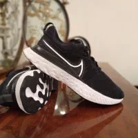 کتونی اورجینال نایک ری اکت سایز ۳۸