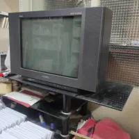 تلویزیون ۲۱اینچ سونی اصل ژاپن همراه میز