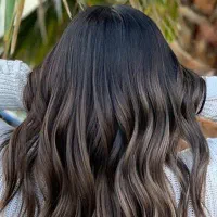 رنگ و لایت،میکاپ و شینیون