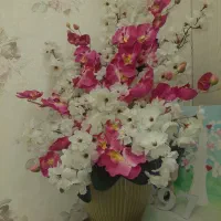 گل و گلدان مصنوعی