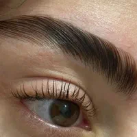 لیفت و لمینت تخصصی مژه و ابرو با ماندگاری تضمینی