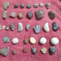 نمونه تعدادی از اونها رو گذاشتم ازهمه نوع سنگه