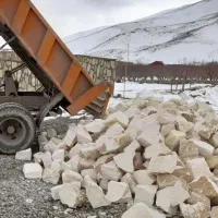 حمل سنگ پی و مالون بادامی مخلوط زنبیل آجر شن شسته|عمدهفروشی|ارومیه, |دیوار