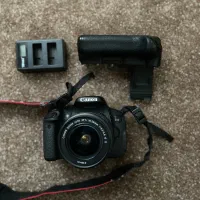 دوربین عکاسی و فیلم‌برداری کانن 700d