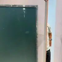آینه قدی با قاب فلزی