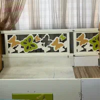تخت و دراور چوبی کودک|تخت و صندلی بچه|مشهد, دانشجو|دیوار