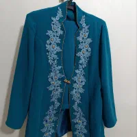 کت وشلوار و کت و دامن زنانه