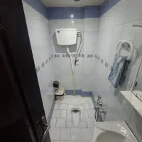 روشویی به همراه آینه ست و فلاش تانگ