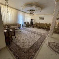 اپارتمان-طبقه-2-حیاط-دار-در-حاشیه-اصلی