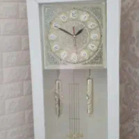 ساعت  ایستاده  سفید