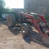 دو عدد دستگاه تراکتور جاندیر. مدل 66و64