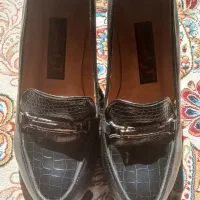 کفش|کیف، کفش، کمربند|اصفهان, جلالیه|دیوار