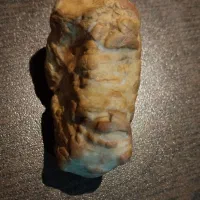 تعداد چهار عدد سنگ ارزشمند
