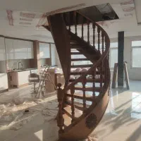 ساخت انواع پله گردهای تمام چوب