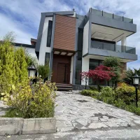 ویلا370متری-شهرک-برند-دارای-حیاط-سازی-فوق-العاده