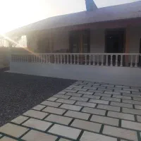 فروش-ویلا-و-یک-باب-مغازه-تجاری-دارای-سند-راد