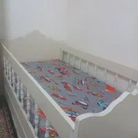 تخت کودک نو وتمیز