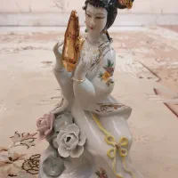 مجسمه ی زن چینی