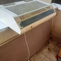 هود آشپزخونه و یک عدد موکت