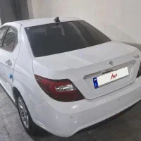 فروش دنا پلاس آپشنال رنگ سفید مدل ۱۴۰۴