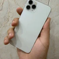 ۱۱ پرو بدون نقطه