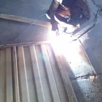 به تعدادی جوشکار نیازمندیم کار در اطاق سازی پویا|استخدام صنعتی، فنی، مهندسی|تهران, خاوران|دیوار