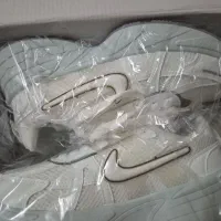 کفش نایک وی تو کی سفید|کیف، کفش، کمربند|سمنان, |دیوار