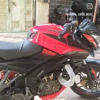 باجاج ns160